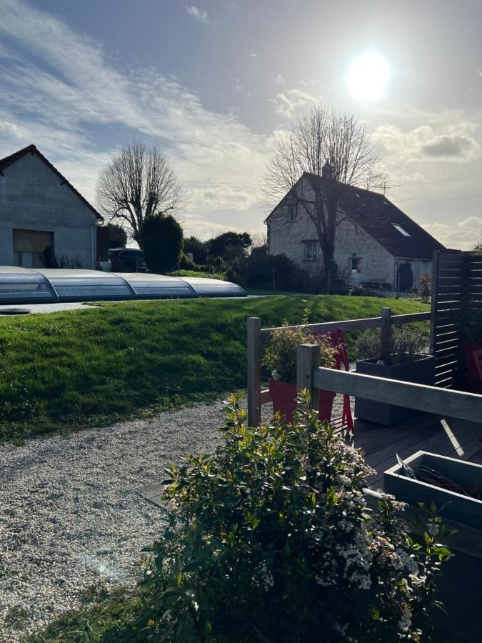 Le Hameau Du Peu Châteauvieux Exterior foto